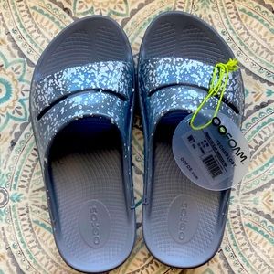 Oofos ooahh sandals size 7